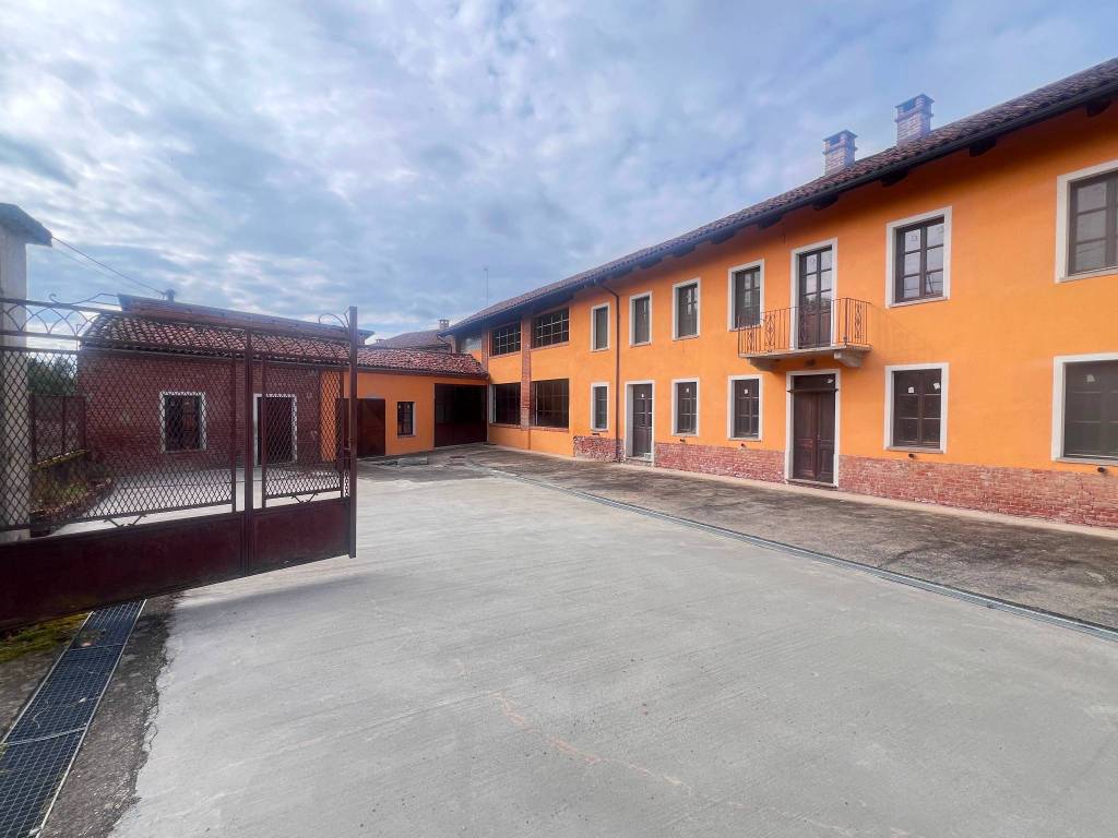 casa indipendente in vendita a Tigliole