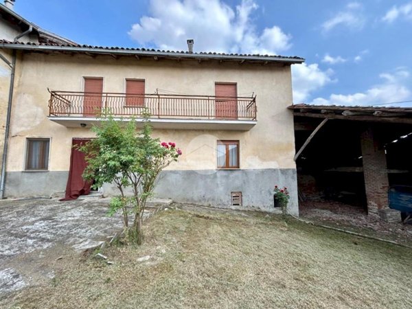 casa semindipendente in vendita a Tonco