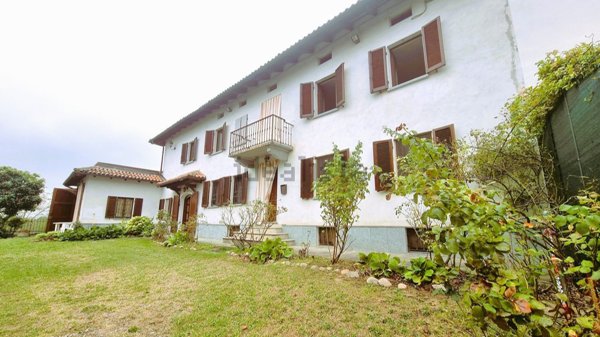 casa indipendente in vendita a Vaglio Serra