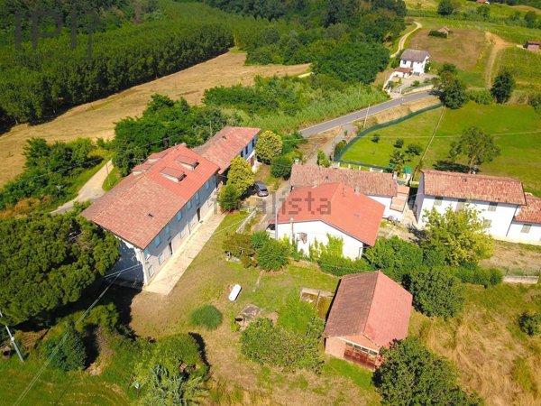 casa semindipendente in vendita a Vaglio Serra