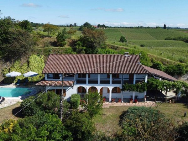 casa indipendente in vendita a Vaglio Serra in zona La Serra