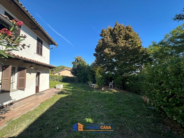 casa indipendente in vendita a Vaglio Serra