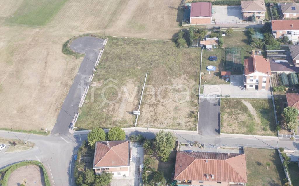 casa indipendente in vendita a Valfenera
