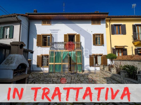 casa indipendente in vendita a Valfenera
