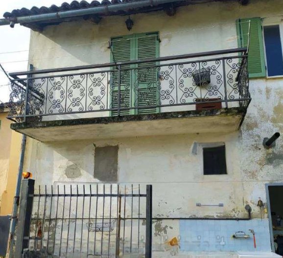 casa indipendente in vendita a Valfenera