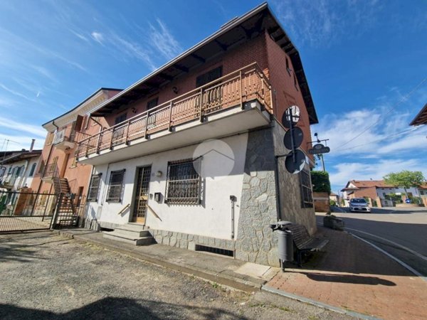 casa indipendente in vendita a Valfenera