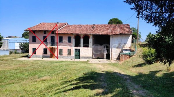 appartamento in vendita a Valfenera in zona Villata