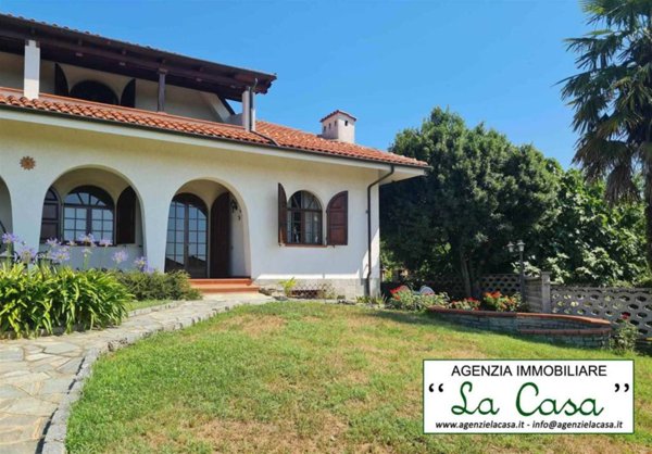 casa indipendente in vendita a Valfenera in zona Villata