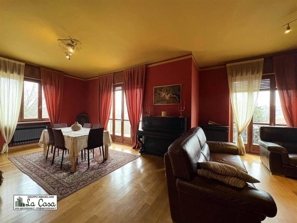 casa indipendente in vendita a Valfenera