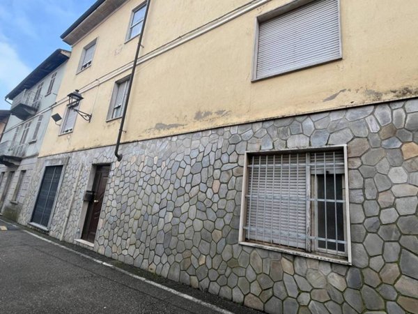 intera palazzina in vendita a Valfenera