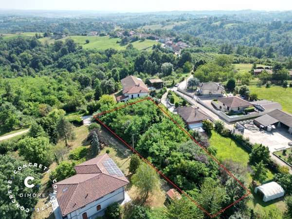 casa indipendente in vendita a Valfenera