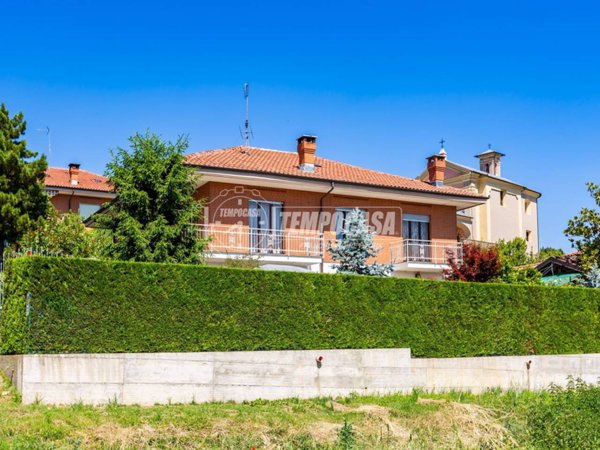 casa indipendente in vendita a Valfenera