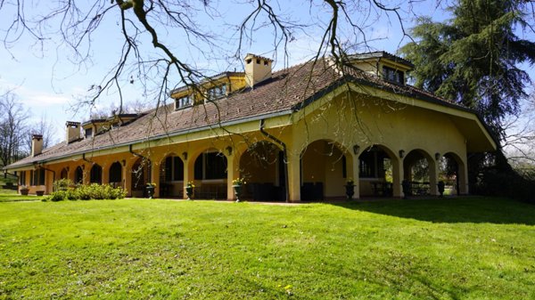 casa indipendente in vendita a Valfenera in zona Villata