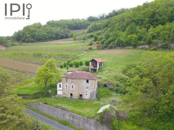 casale in vendita a Vesime