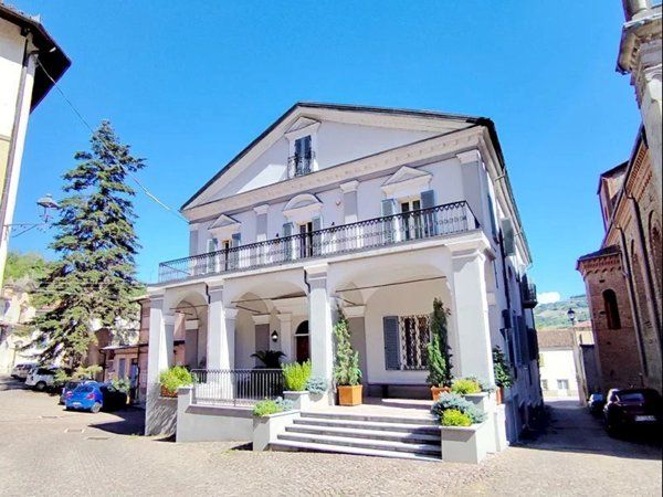 casa indipendente in vendita a Vesime
