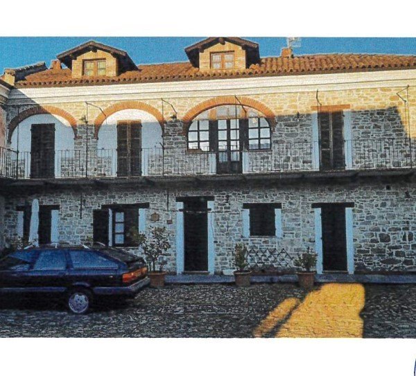 casa indipendente in vendita a Vesime