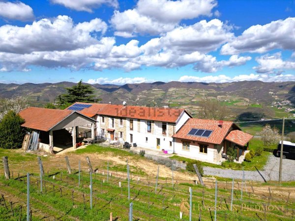 casale in vendita a Vesime