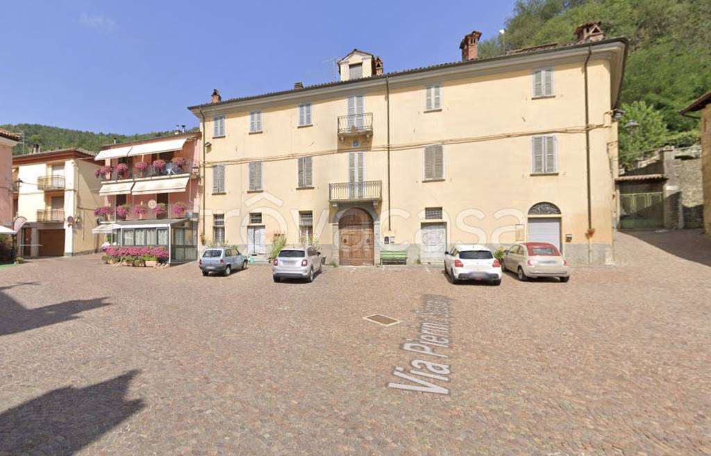 appartamento in vendita a Vesime