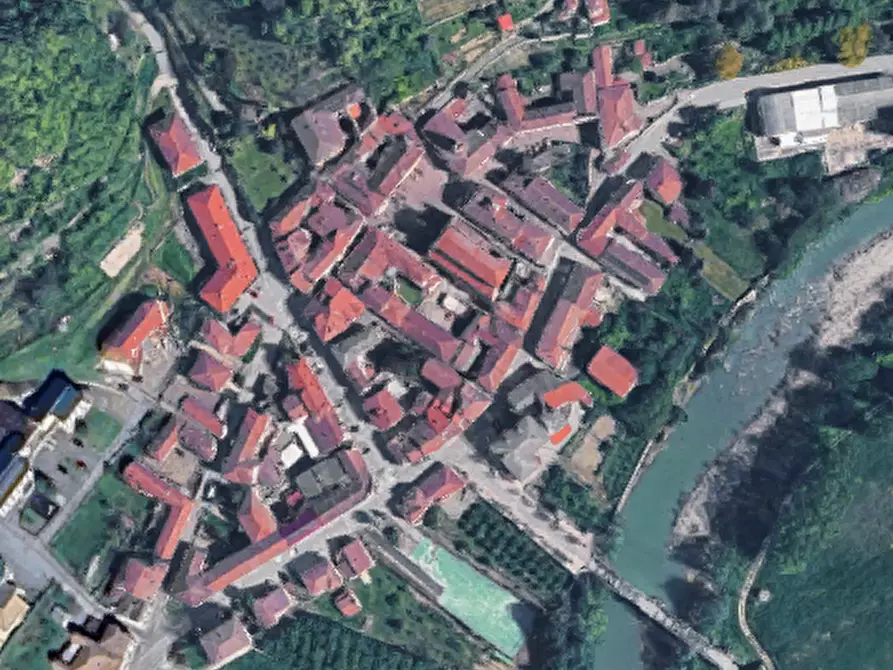 locale di sgombero in vendita a Vesime
