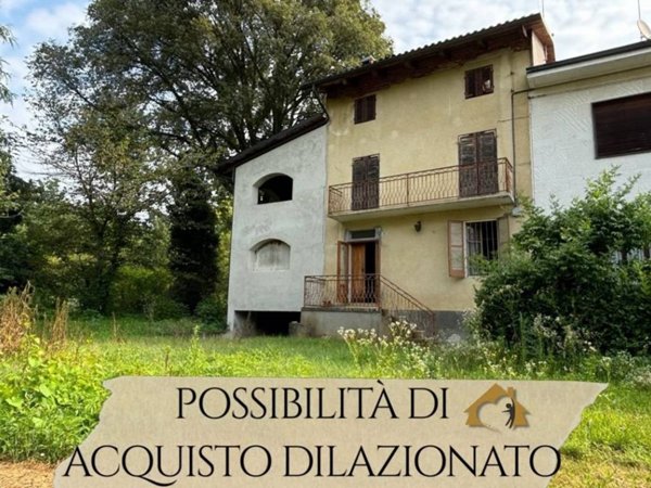 casa indipendente in vendita a Viale