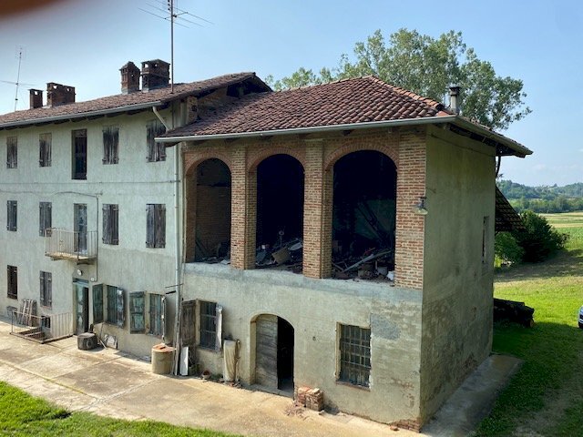 casale in vendita a Viale