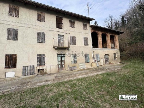 casale in vendita a Viale