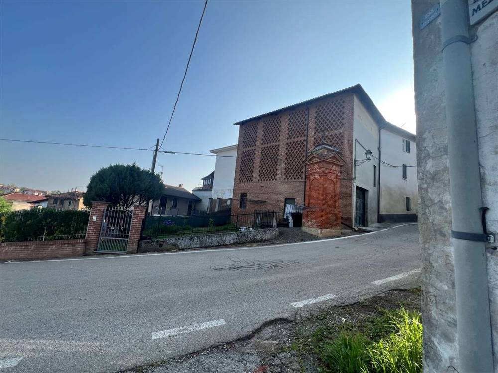 casa indipendente in vendita a Viale