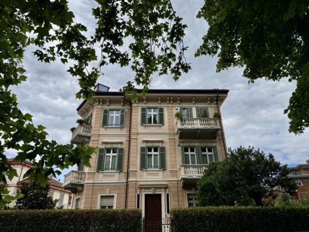 appartamento in vendita a Viale