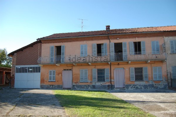 esavano in vendita a Viarigi