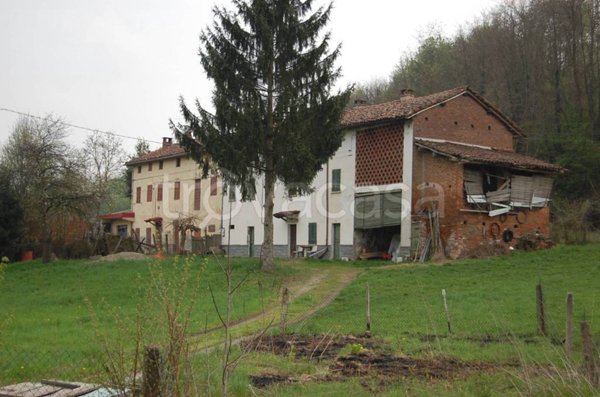 casa indipendente in vendita a Viarigi