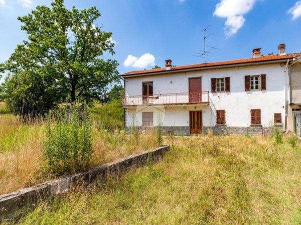 casa semindipendente in vendita a Viarigi in zona Accorneri