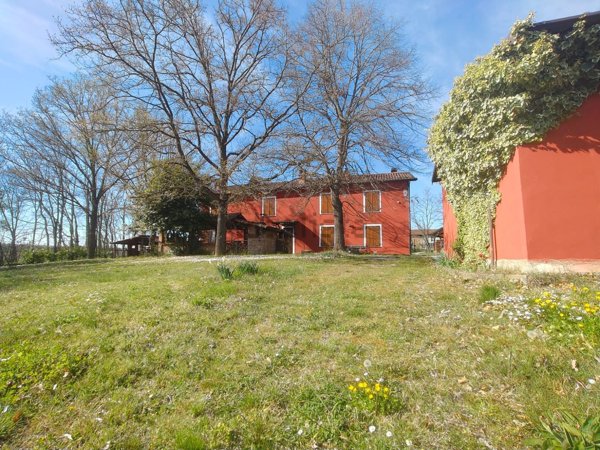 casale in vendita a Viarigi