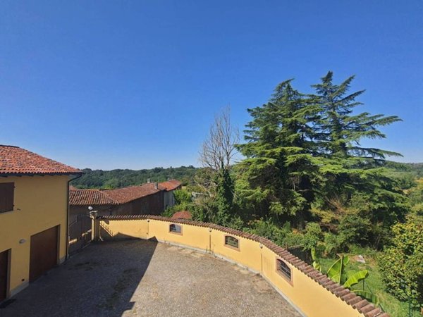 casa indipendente in vendita a Viarigi