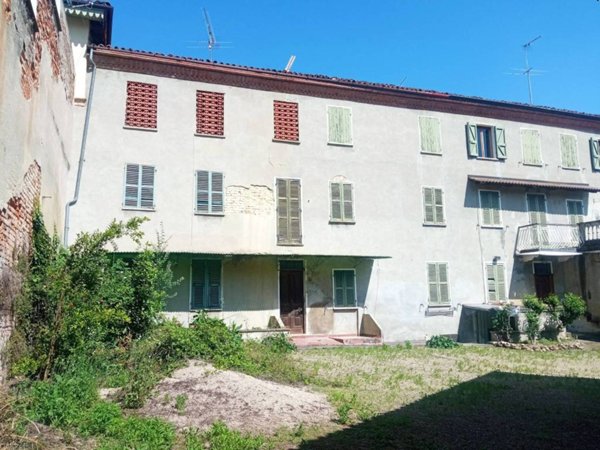 casa indipendente in vendita a Viarigi