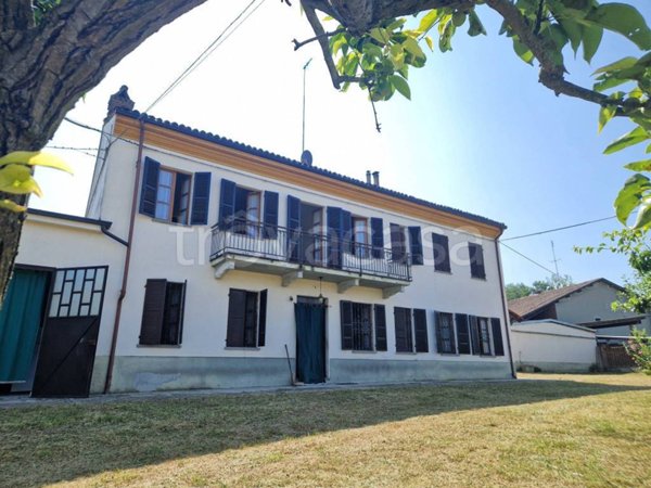 casa indipendente in vendita a Viarigi in zona Accorneri