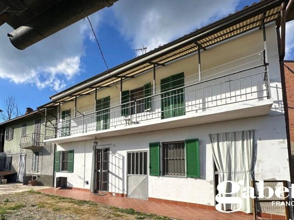 casa indipendente in vendita a Viarigi in zona Accorneri