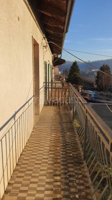 casa indipendente in vendita a Viarigi in zona Accorneri