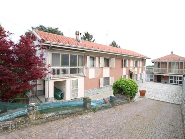 casa indipendente in vendita a Vigliano d'Asti in zona Quassolo