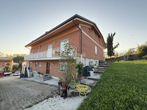 casa indipendente in vendita a Vigliano d'Asti