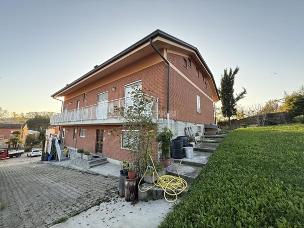 casa indipendente in vendita a Vigliano d'Asti