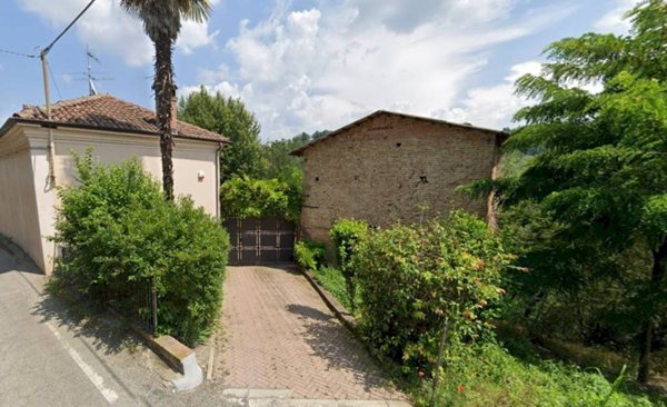 casale in vendita a Vigliano d'Asti in zona Camicia