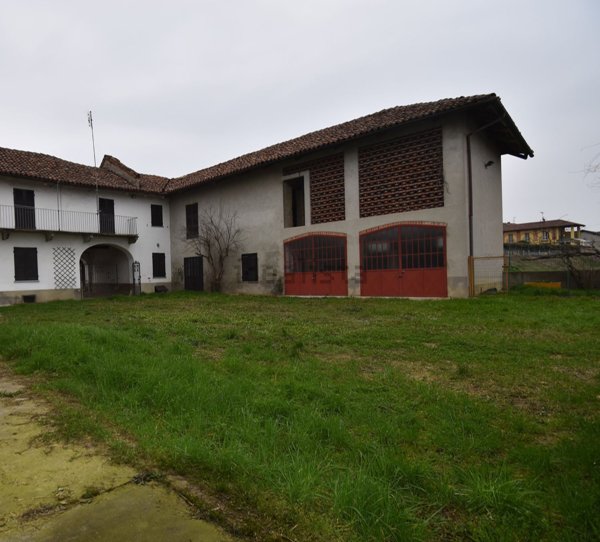 casale in vendita a Vigliano d'Asti