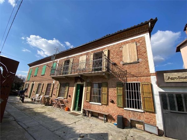 casale in vendita a Vigliano d'Asti