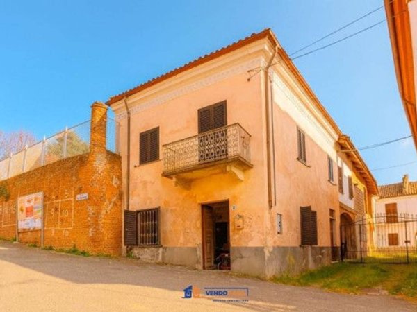casa indipendente in vendita a Vigliano d'Asti