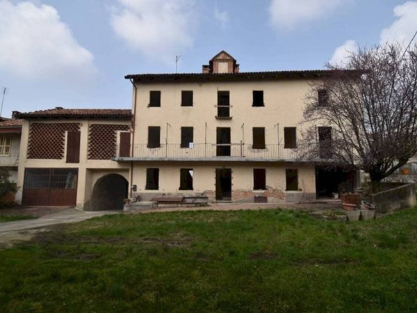 casale in vendita a Vigliano d'Asti