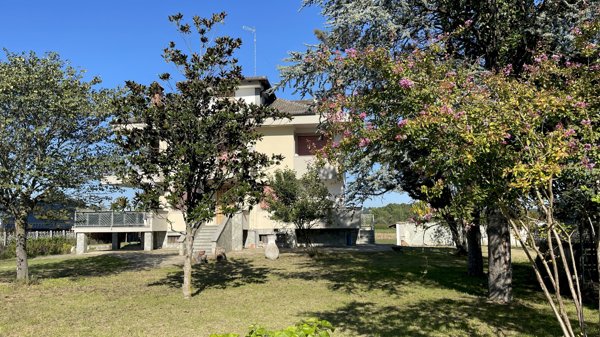casa indipendente in vendita a Villafranca d'Asti