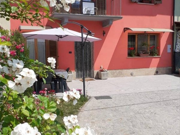 casa indipendente in vendita a Villafranca d'Asti in zona Case Bruciate