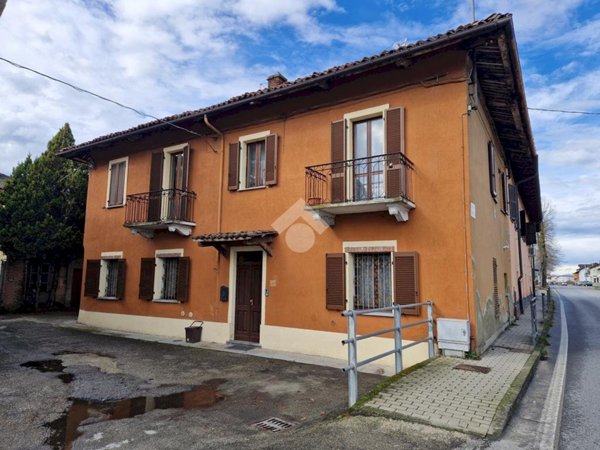 casa semindipendente in vendita a Villafranca d'Asti in zona Taverne