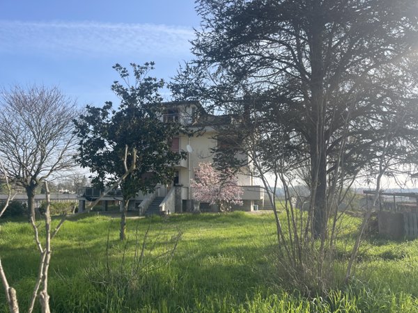 casa indipendente in vendita a Villafranca d'Asti