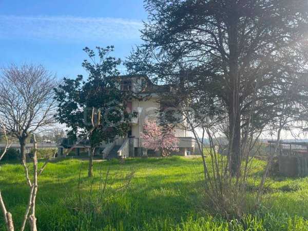 casa indipendente in vendita a Villafranca d'Asti